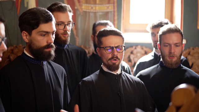 Medici, ingineri și arhitecţi şi-au găsit rostul şi liniştea în corul Anastasios, la Mănăstirea Mihai Vodă