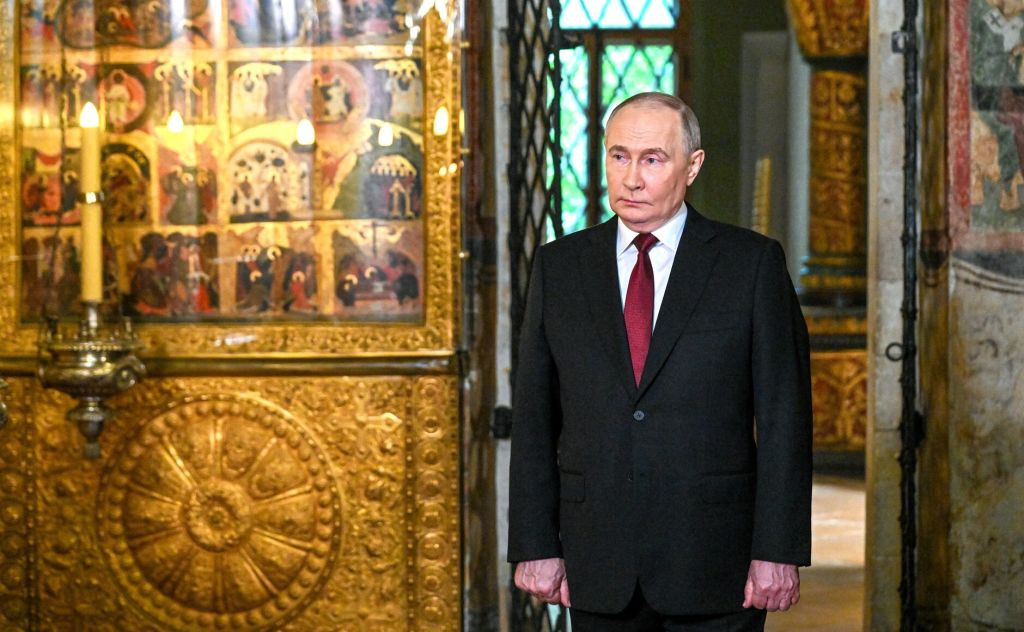 Manevrele militare cu arme nucleare ale Rusiei, un răspuns la declarațiile lui Macron. „Sperăm că va calma capetele încinse”