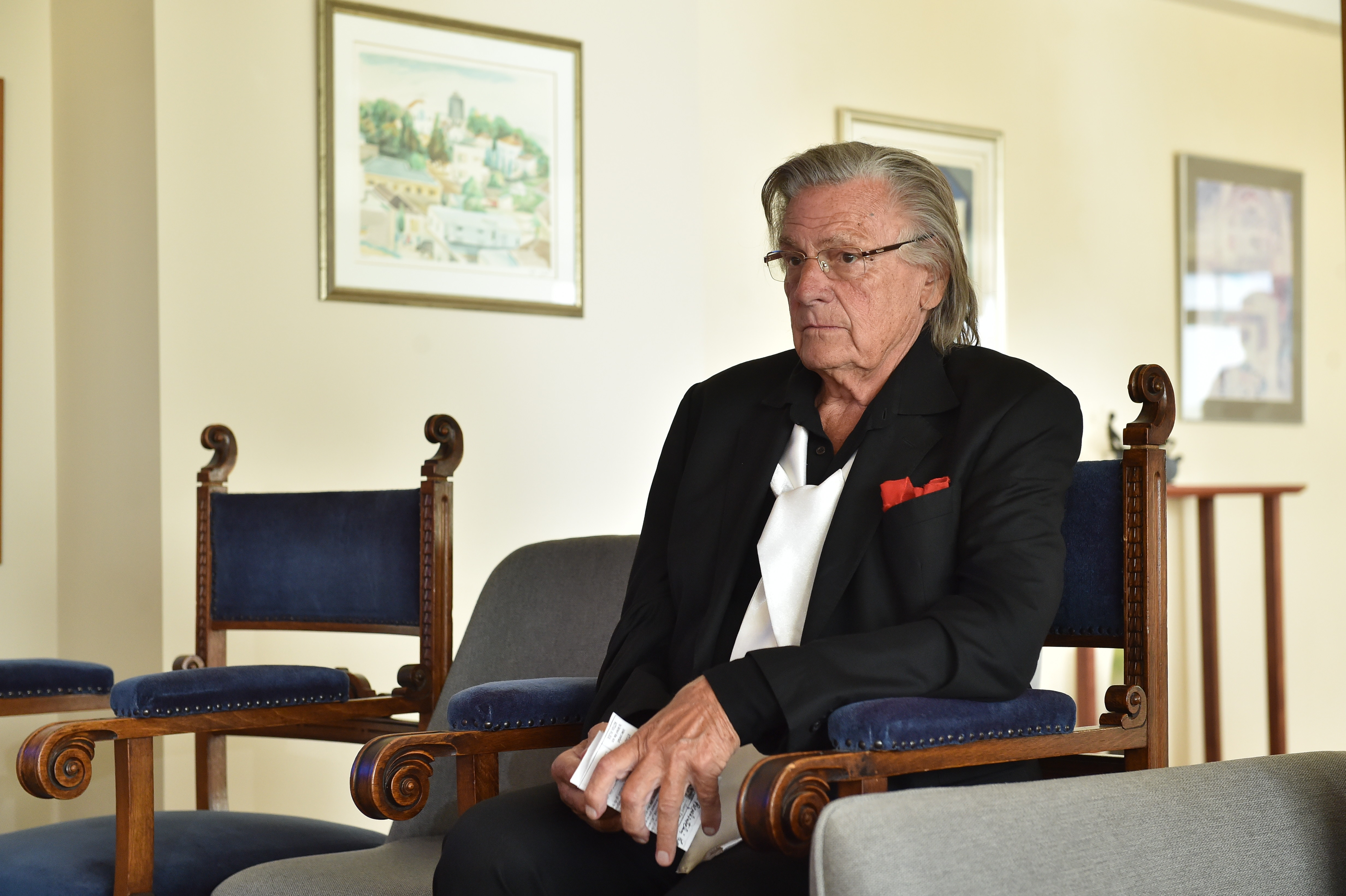 Florin Piersic a început procedurile de kinetoterapie și recuperare medicală. Anunțul medicilor de la Spitalul Foişor