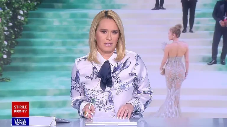 Motivul pentru care Doja Cat a mers la Met Gala îmbrăcată într-un tricou ud, supradimensionat. Un bilet costă 75.000 dolari