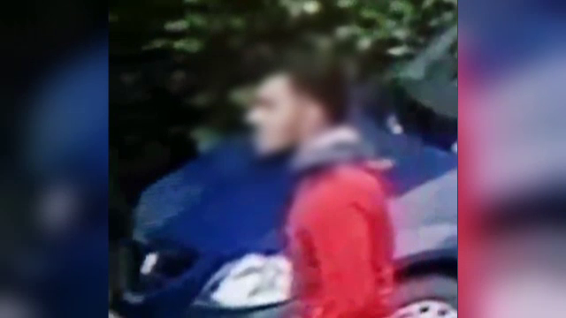 Un tânăr abia eliberat din închisoare a agresat o femeie, după ce a urmărit-o pe stradă, în Ploiești. Ce au surprins camerele