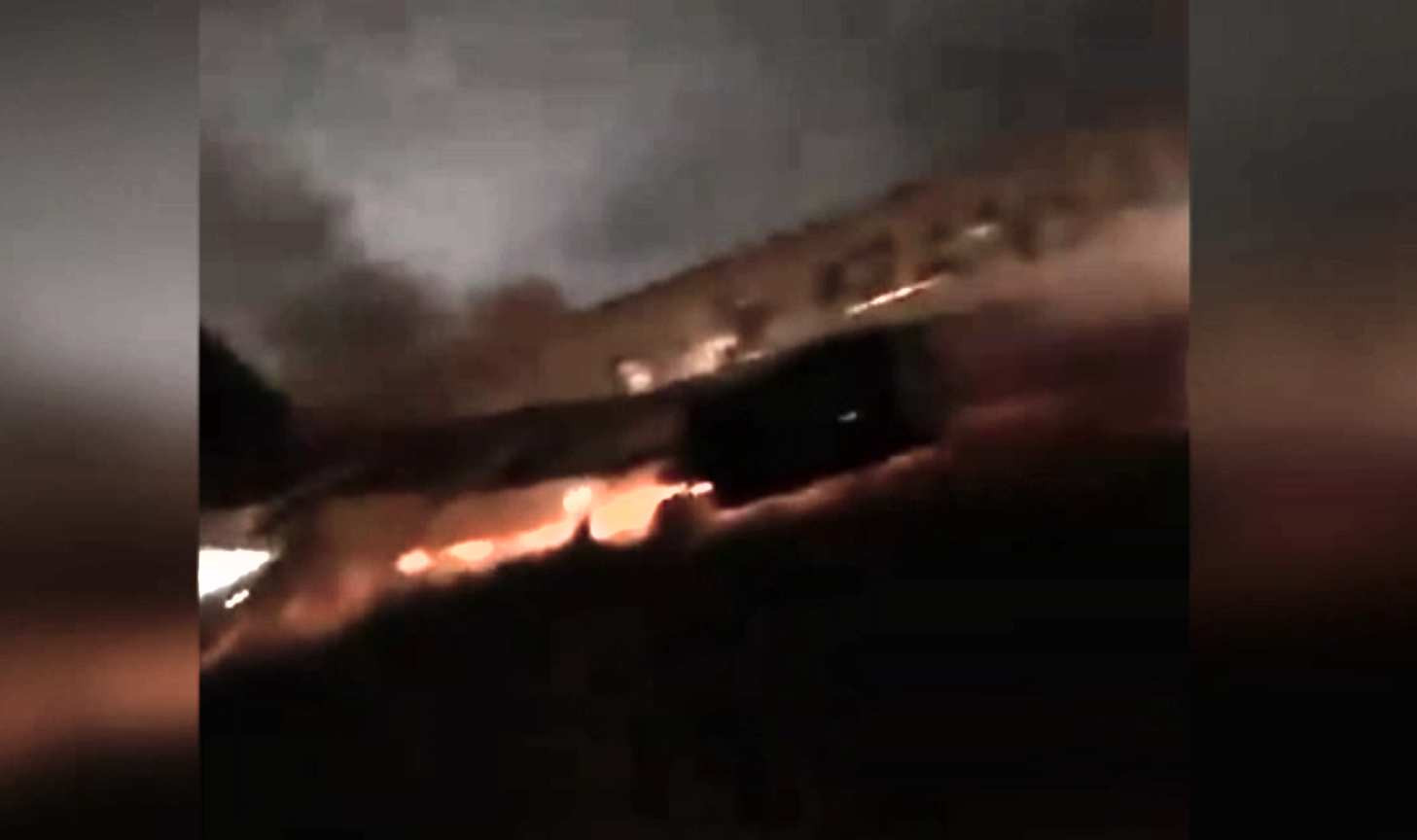 Pe avionul care a luat foc la decolare în Dakar se vede sigla Tarom. Pilotul român a fost rănit