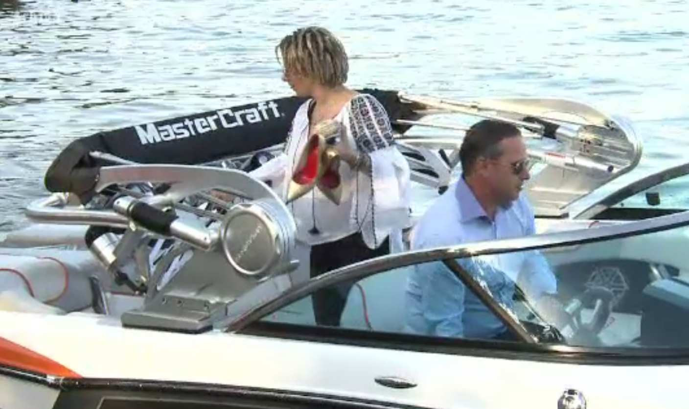 Unde se află, de fapt, autoturismele Maybach și Ferrari care i-au dispărut lui Reghecampf. Unul este parcat chiar pe stradă