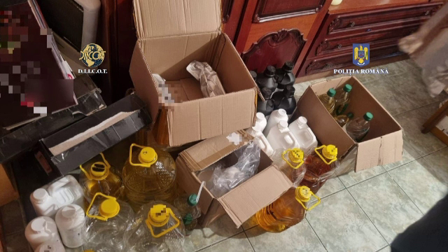Afaceri cu steroizi de peste 2 milioane de euro, descoperite de DIICOT. Fabrica în care se procesa marfa din India și China