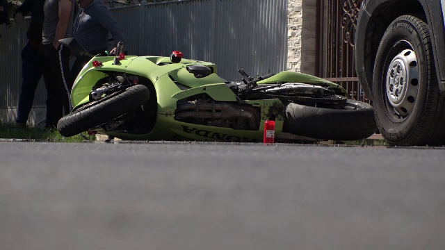 Accident cumplit lângă Ploiești. Un motociclist a murit în apropiere de casa sa, duăă ce a intrat într-o autoutilitară