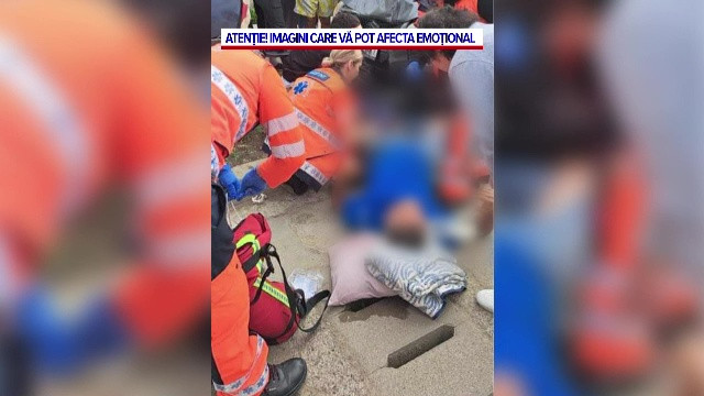 O șoferiță a lovit un bărbat care se afla pe trotuar și l-a proiectat într-un camion, în Iași. Victima a fost operată