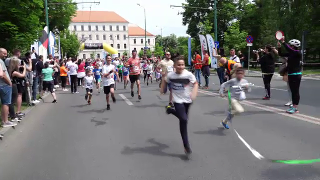 Peste 4.000 de oameni au alergat pentru o cauză nobilă la Timotion, în Timișoara. S-au strâns peste 600.000 de lei