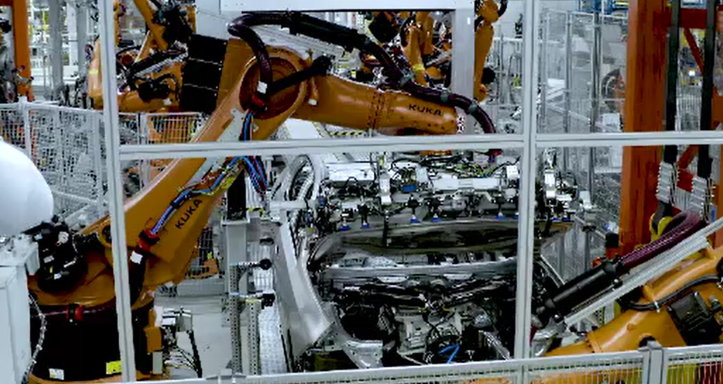 Piața auto din România a crescut în luna aprilie. Surpriză neplăcută în privința mașinilor electrice