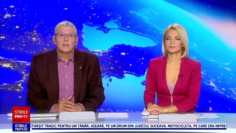 Sărbătoare la Brașov. Junii din Șchei au coborât în centrul orașului și au defilat sub privirile a mii de oameni