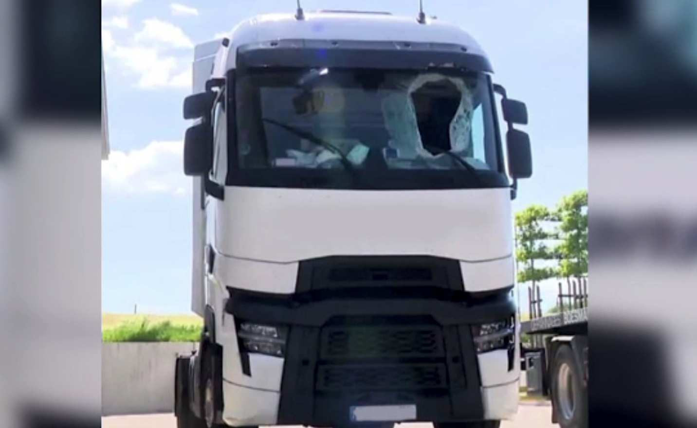 Tinerii din Belgia care l-au ucis pe șoferul român de TIR riscă închisoarea pe viață. Ce a declarat unul dintre ei