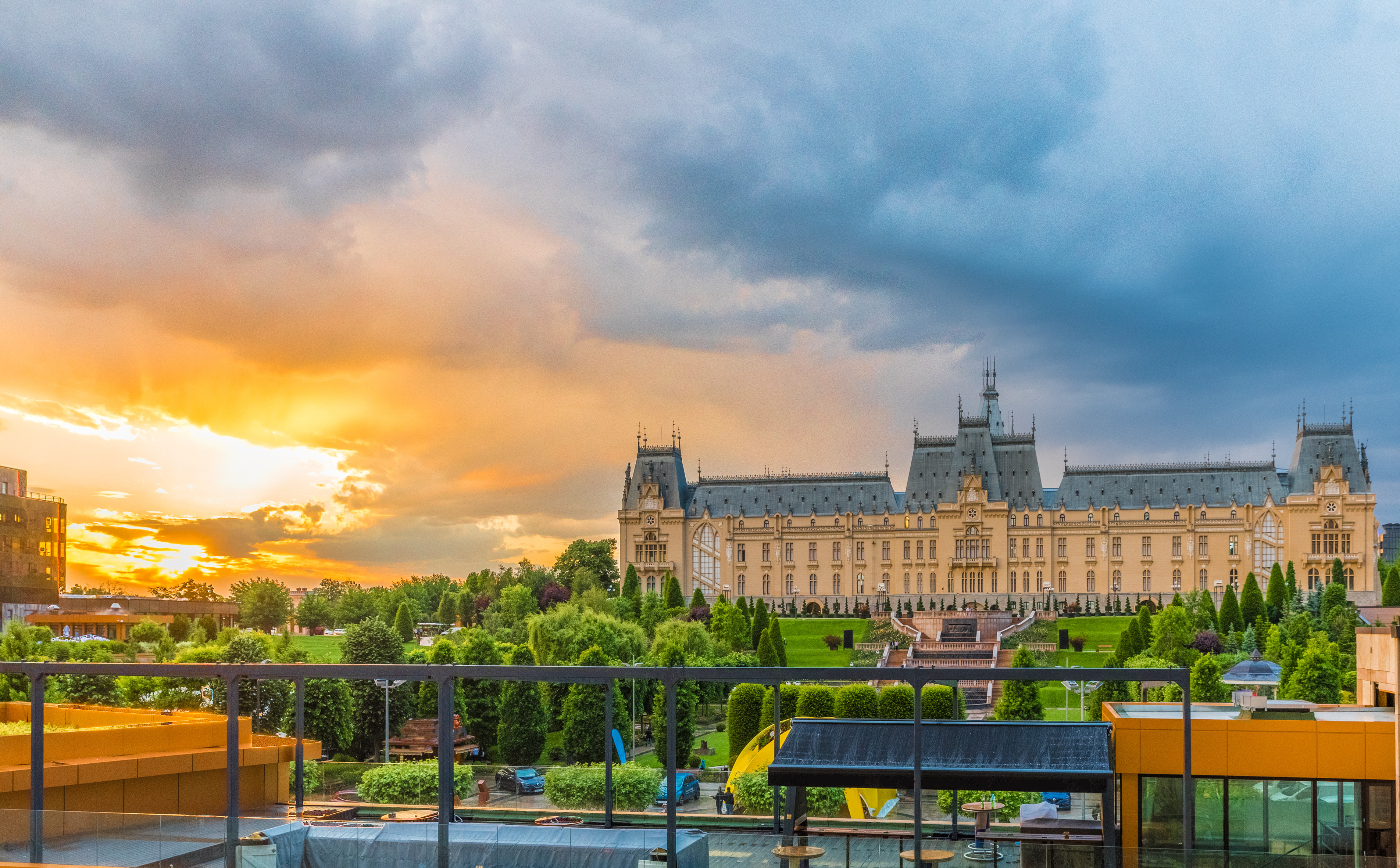 Palatul culturii din iasi