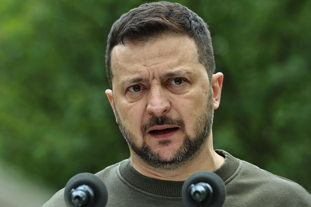 Zelenski avertizează: Situaţia este extrem de dificilă în apropierea oraşului Pokrovsk