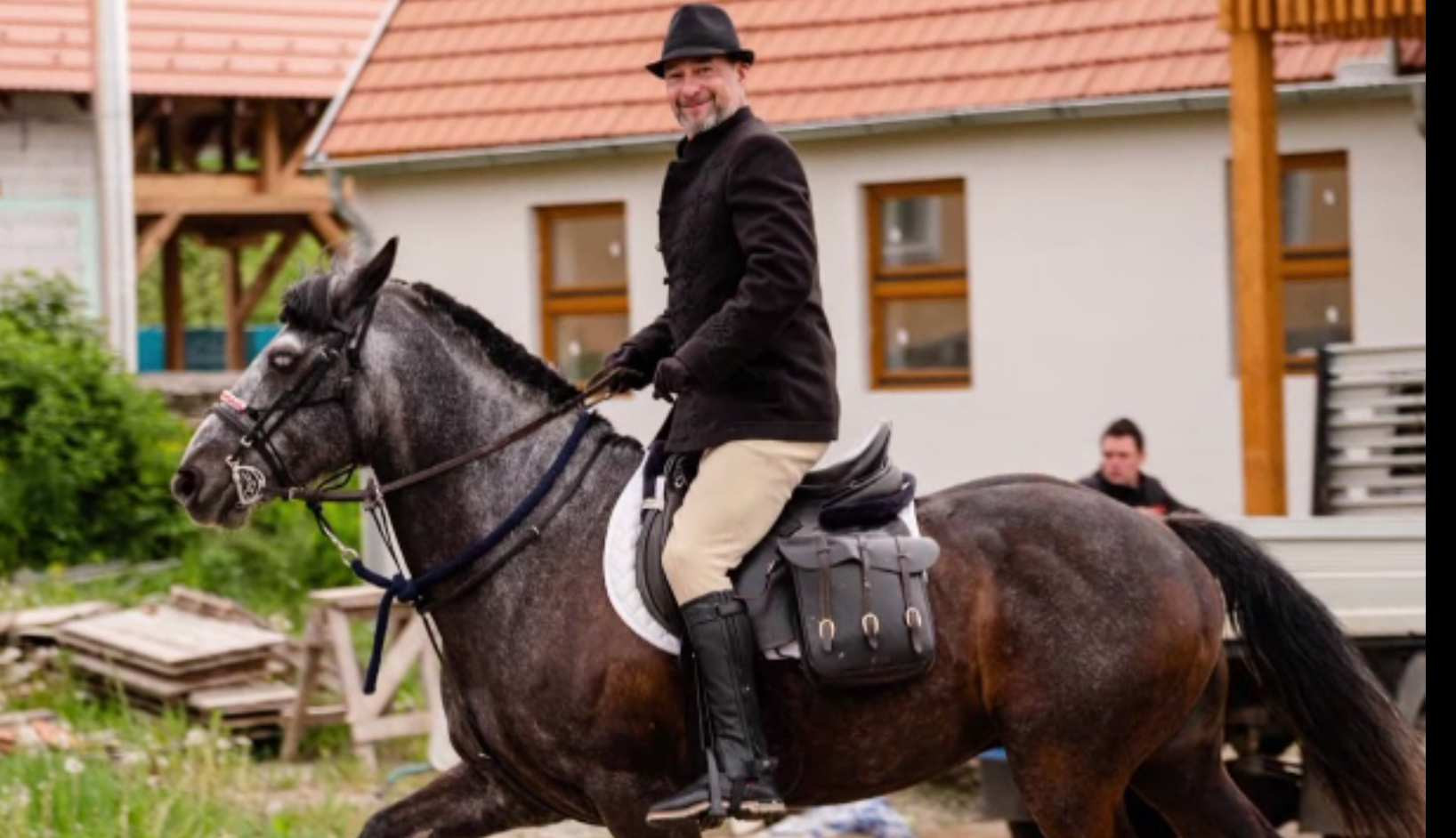 Locul din România în care sâmbătă vor ajunge 400.000 de oameni. Sunt deja cozi la vamă