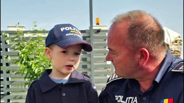 Surpriză pentru un băiețel de 5 ani din Alba Iulia. Cum au „intervenit” polițiștii la ziua lui de naștere