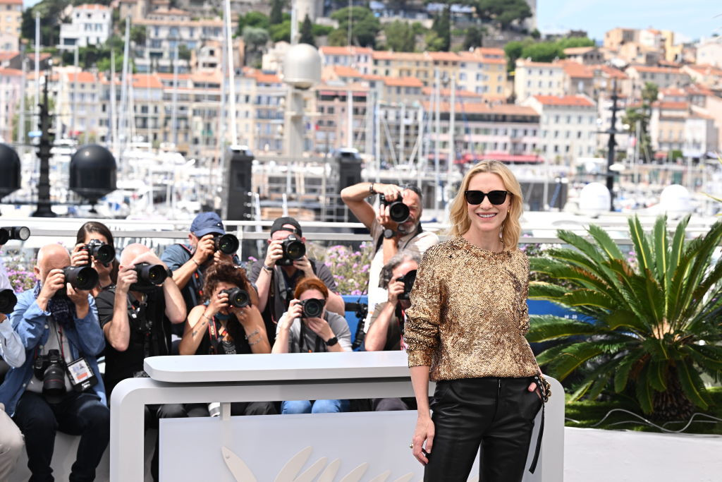 Cate Blanchett a atras toate privirile pe covorul roșu de la Cannes. Ce ținută a purtat vedeta | FOTO