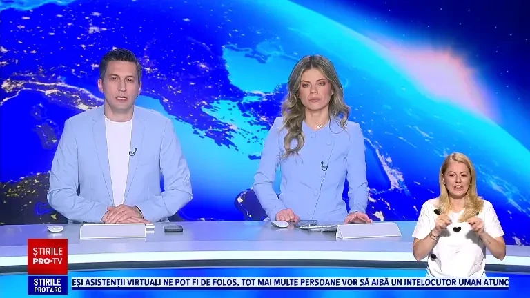 Papa Francisc, apariție în scaunul cu rotile. Suveranul Pontif a mers în afara Vaticanului și a transmis un mesaj de pace