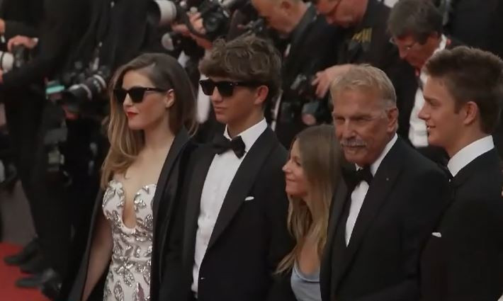 Kevin Costner revine cu un nou western la Festivalul de la Cannes. Povestea incredibilă din spatele filmului „Orizont”