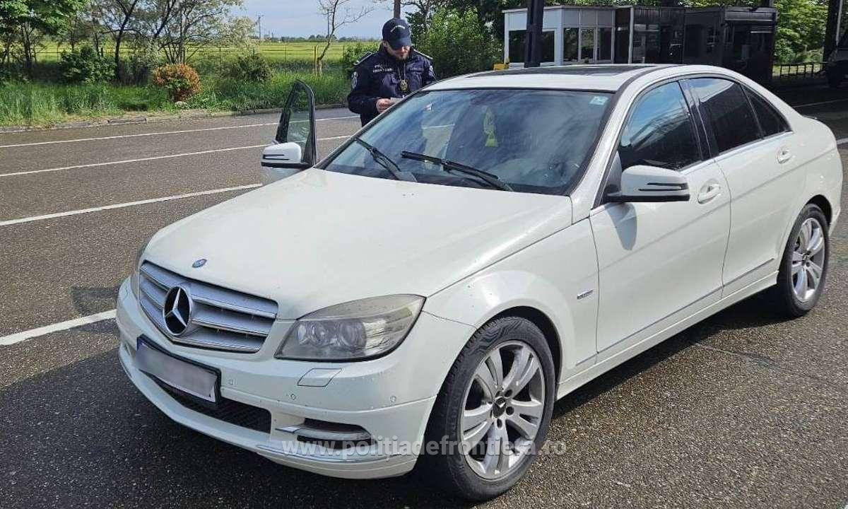 Un bărbat a cumpărat o mașină cu 6.000 de euro, iar după un an a rămas fără ea. Ce au descoperit polițiștii din Vaslui