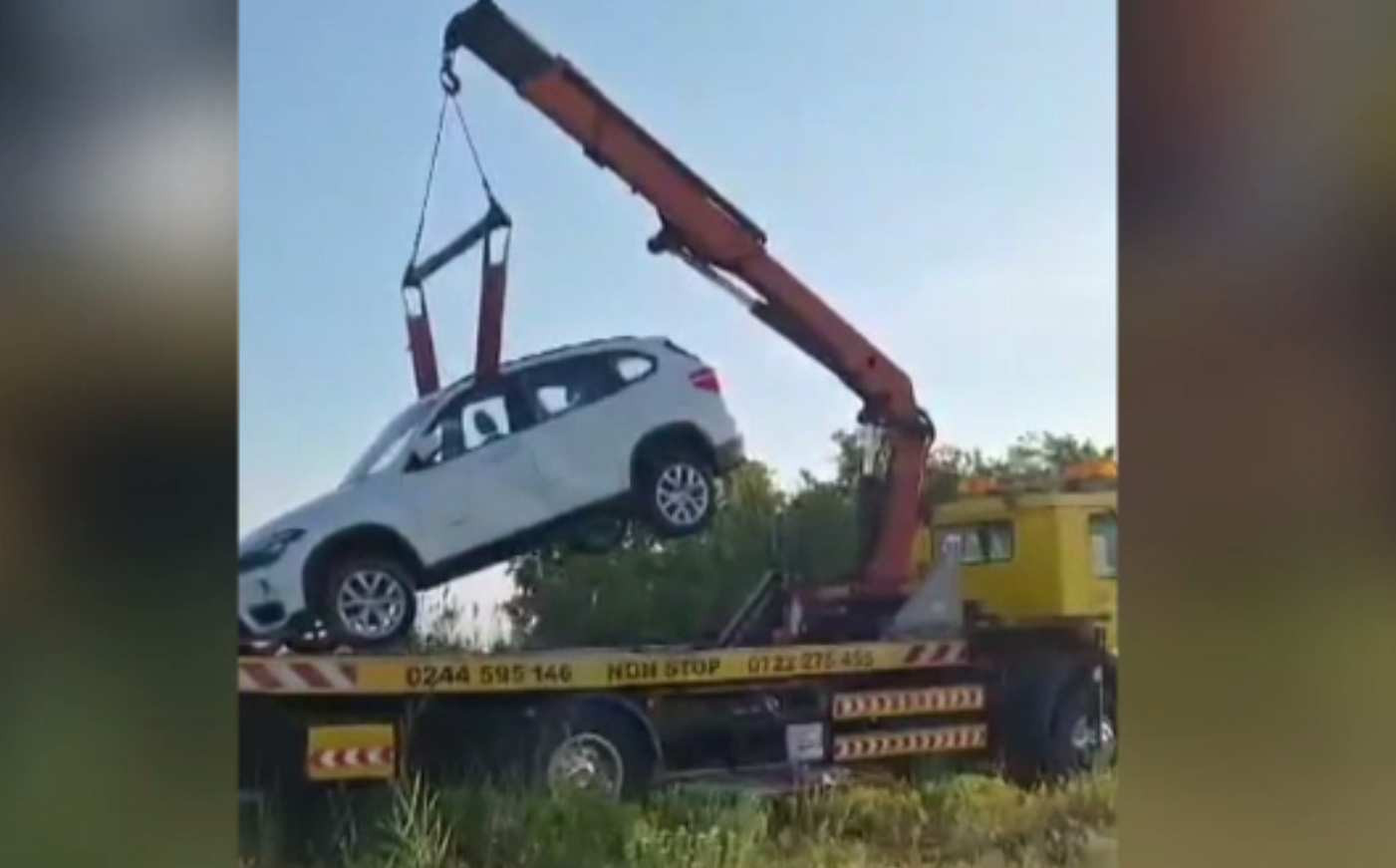 Mașină furată și abandonată lângă un pârâu. Greșeala făcută de proprietar