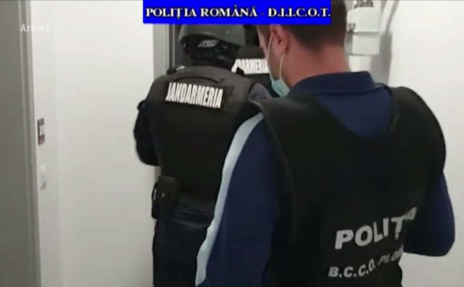 Cum acționau indivizii care vindeau permise pe Facebook, Instagram și TikTok, ca să lase impresia că sunt „serioși”