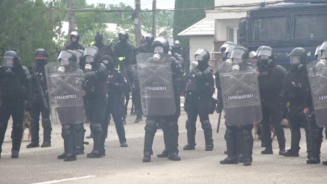 Jandarmii din mai multe state europene au făcut un amplu exercițiu, în Dâmbovița. „Trebuie să gestionăm violența”