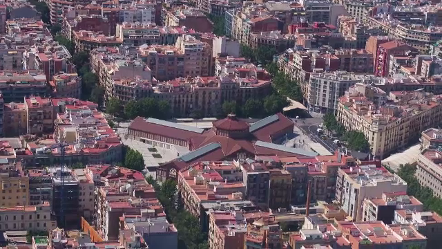 Cum funcționează Zona Metropolitană a Barcelonei, o organizare-model pentru alte țări, care conectează 36 de localități