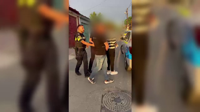 Primarul din Cernavodă ar fi fost bătut de un preot și de amanta lui. Cei doi ar face parte din echipa unui contra-candidat