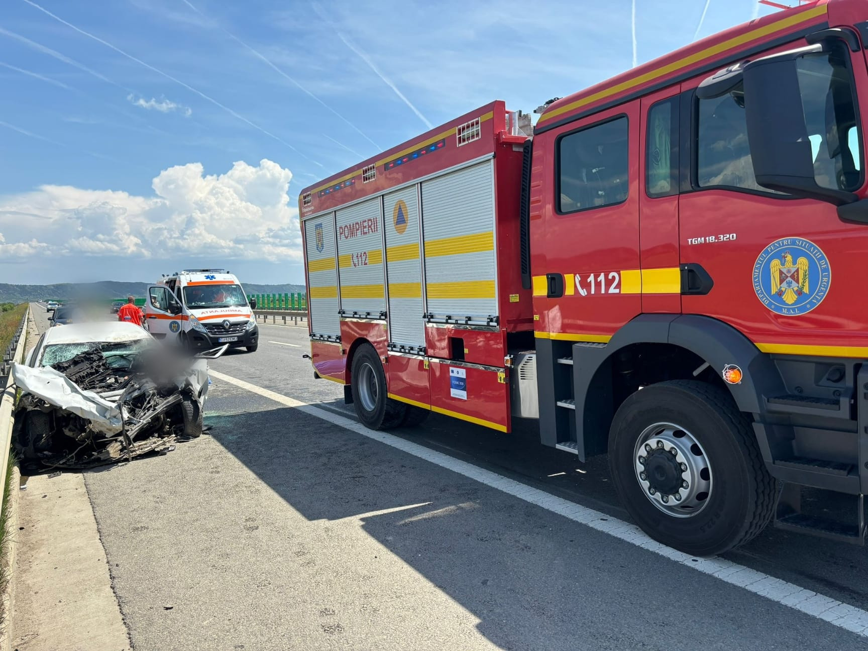 Accident mortal pe A3. Un bărbat de 35 de ani a murit după ce s-a ciocnit cu o autoutilitară