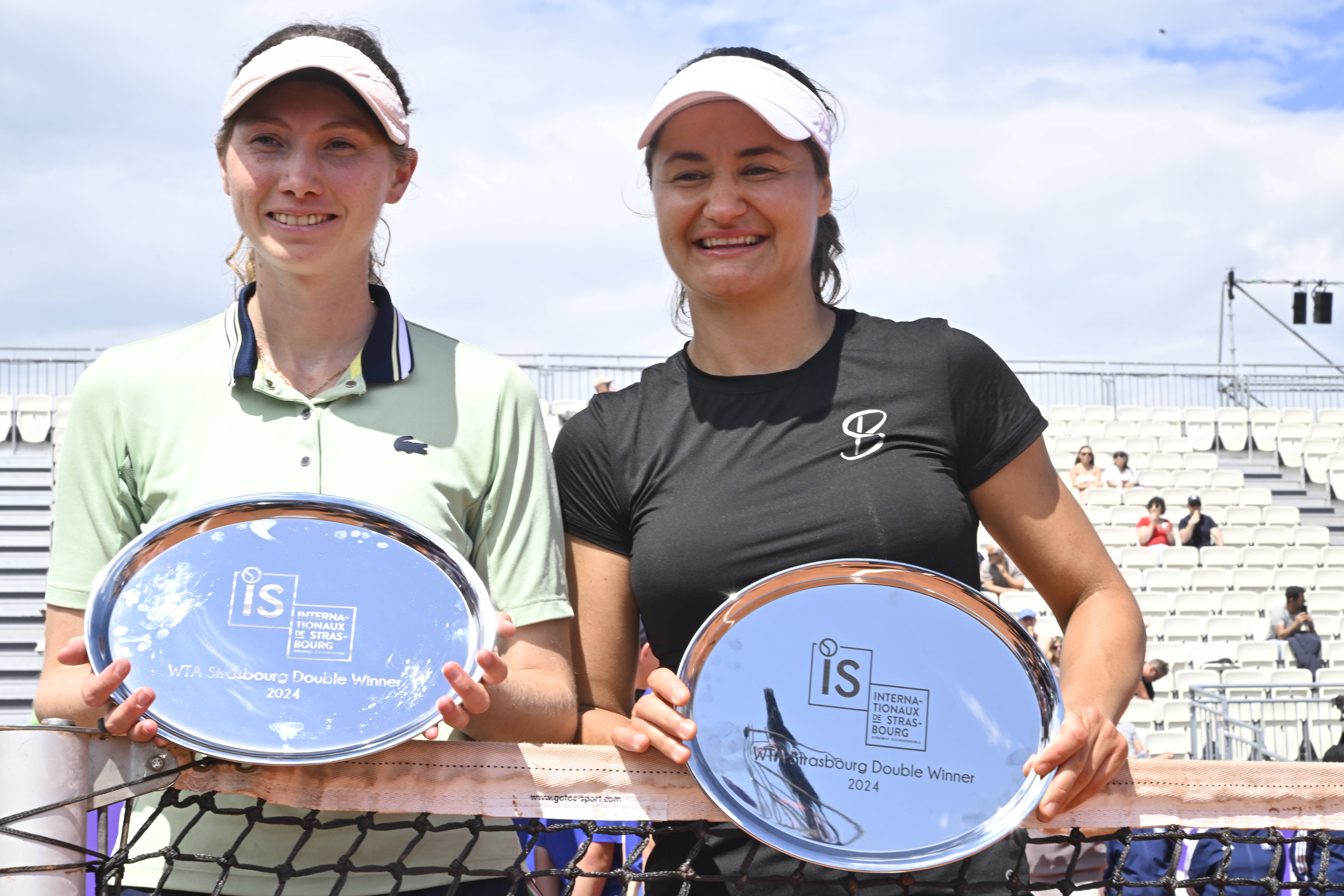 Perechea Monica Niculescu-Cristina Bucșa a câștigat titlul la dublu al turneului WTA de la Strasbourg
