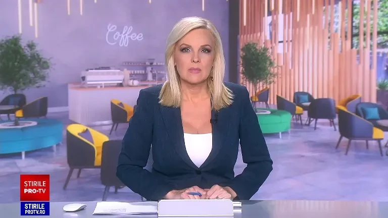 Cafeneaua nu e birou. Patronii încep să limiteze ocuparea meselor de clienți care deschid laptop-ul. Stau mult, consumă puțin