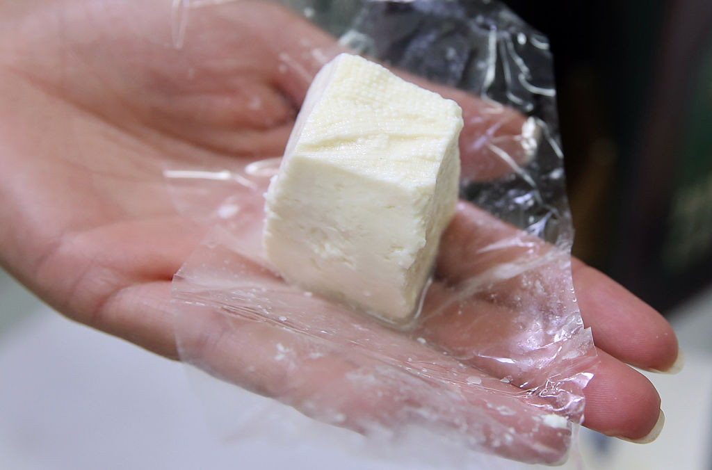 Brânza care se vinde cu 1.100 de euro kilogramul. Este cea mai scumpă din lume