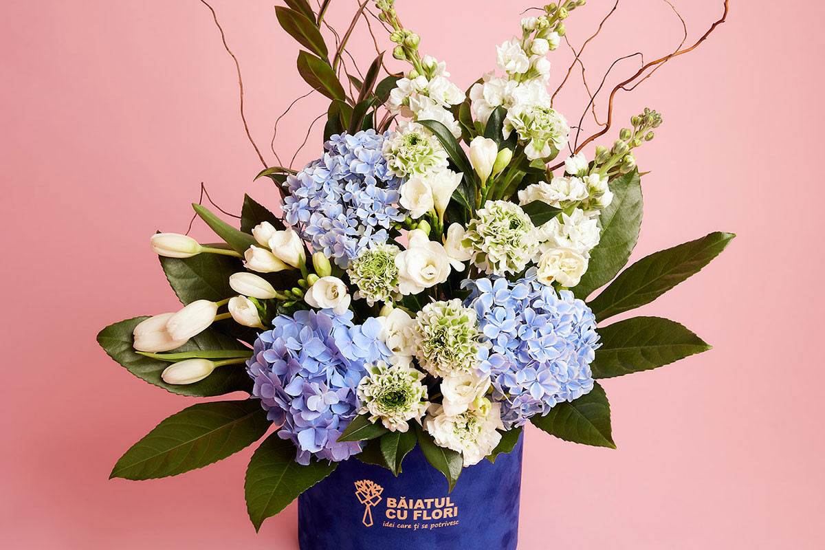 (P) Foloseste serviciul de livrare flori în București și ofera-le celor dragi buchete superbe