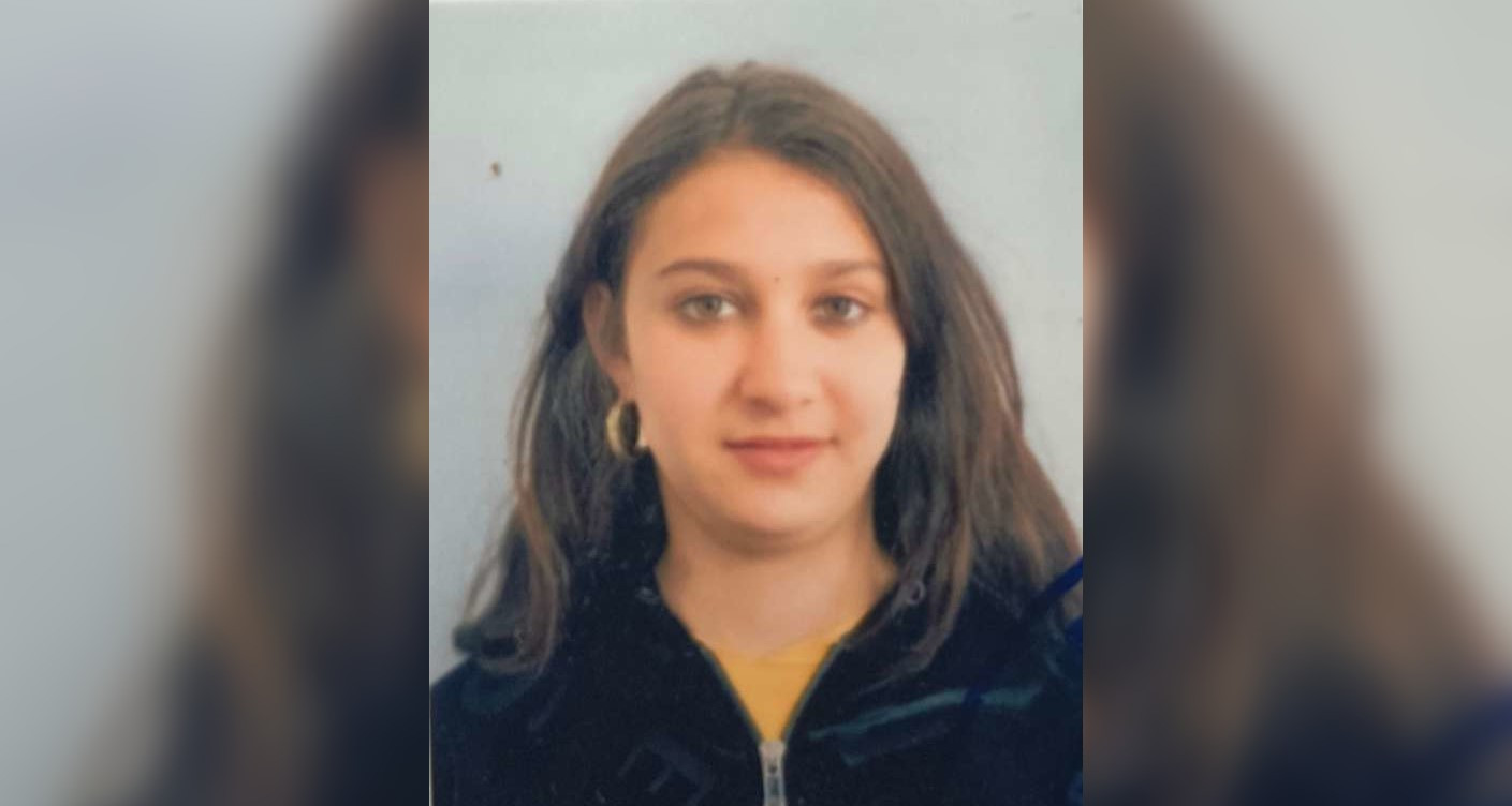 O fată de 13 ani a dispărut de acasă şi este căutată de poliţişti în Vâlcea