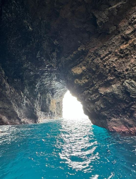 Cum arată Demi Lovato fără machiaj. Imagini din intimitatea vedetei, din vacanța din Hawaii | FOTO