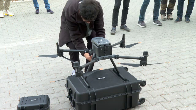 Garda de Mediu va folosi drone cu termoviziune pentru depistarea gropilor clandestine de gunoi sau a celor care ard deșeuri
