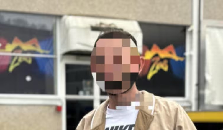 Un român din Elveția nu a fost primit în bordelul unde fusese invitat de șeful său. „Se teme că sunt dintr-un clan”