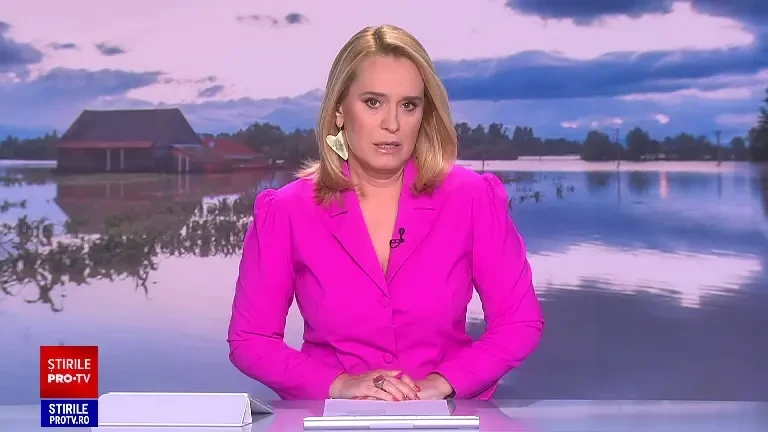 Dezastru în România după furtunile care au cuprins țara. O localitate a fost măturată de o viitură imensă