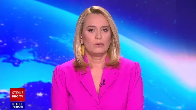 Poliția a declanșat urgent verificări, după ce Diana Șoșoacă a fost filmată purtând o uniformă și o cască de polițist