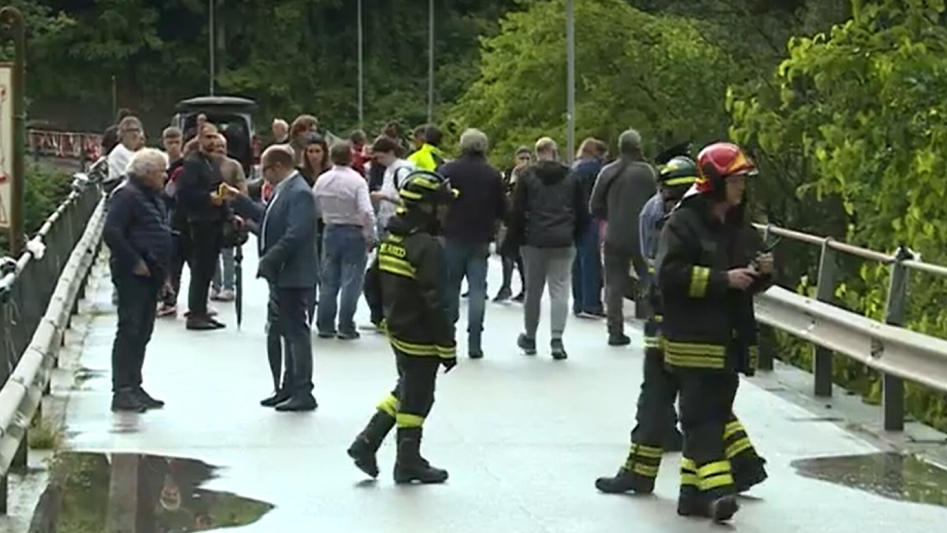 Trei tineri români, luați de apele unui râu în Italia. Căutările continuă în regiunea Veneto. Cine sunt aceștia