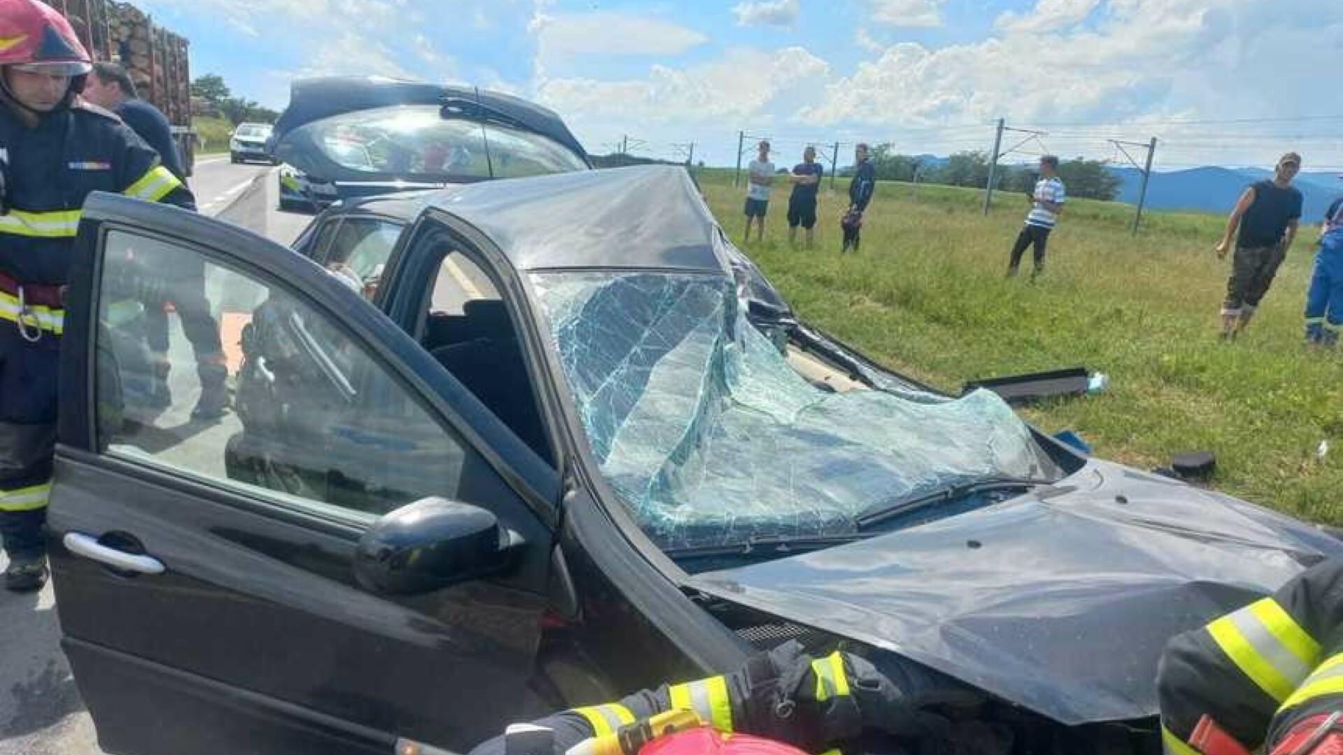 Grav accident rutier în apropiere de Sebeș. Trei persoane rănite au ajuns la spital | FOTO