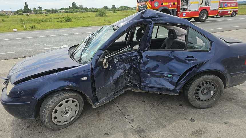 Accident grav pe centura Craiovei. Un şofer a murit, după ce nu a acordat prioritate și a fost izbit de o motocicletă