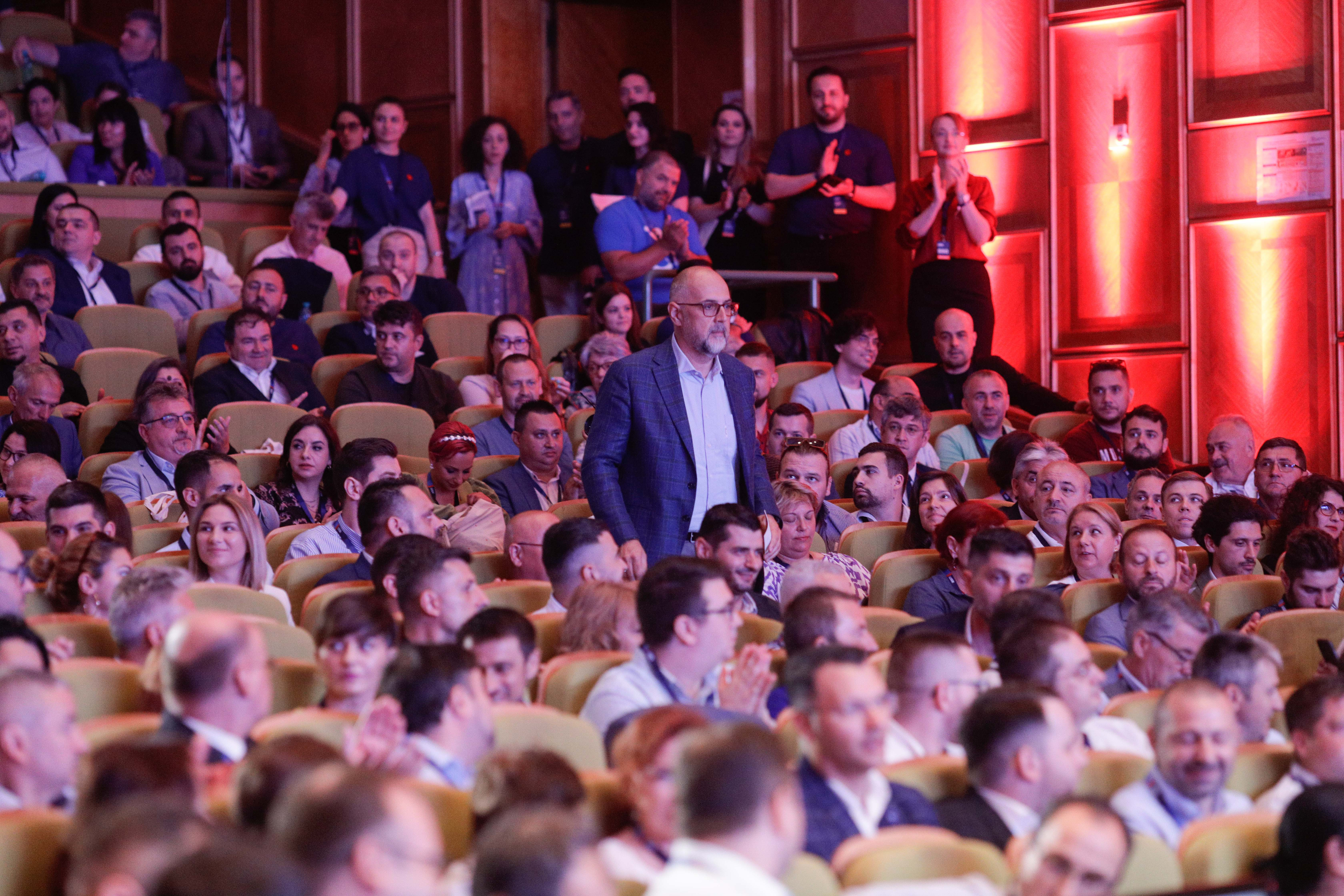 Cine sunt candidații UDMR la alegerile europarlamentare. Lista este deschisă de doi eurodeputați