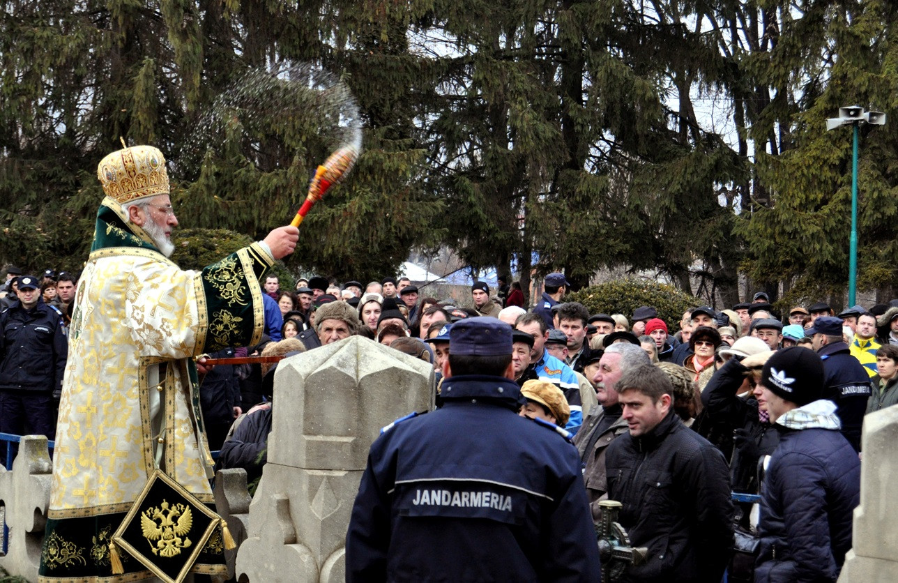 Momente grele pentru unul dintre liderii BOR. A ajuns de urgență la Spitalul Floreasca