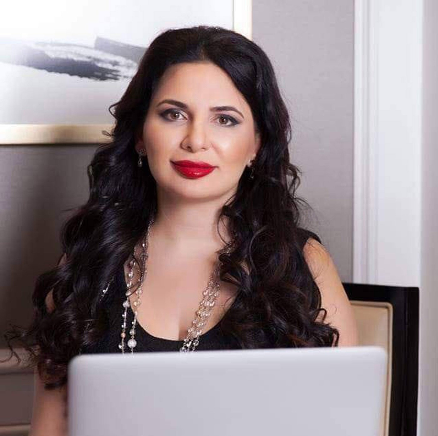 Ce s-a întâmplat cu cea mai căutată femeie din lume, o bulgăroaică ce a furat 4,5 miliarde de dolari. Detalii șocante