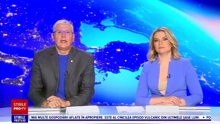 Un cuplu a ”pescuit” un seif plin cu bani aflat pe fundul unui lac. Ce sumă uriașă se afla în interior