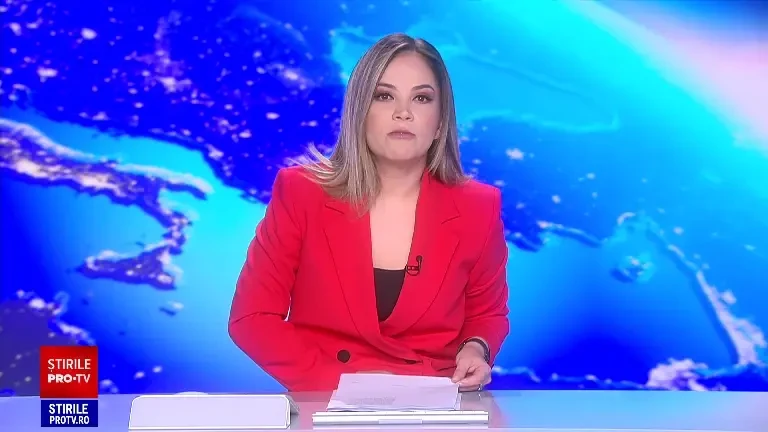 Grindina uriașă a făcut ravagii în România. Sute de case au fost avariate. A fost Cod roșu de furtună. FOTO