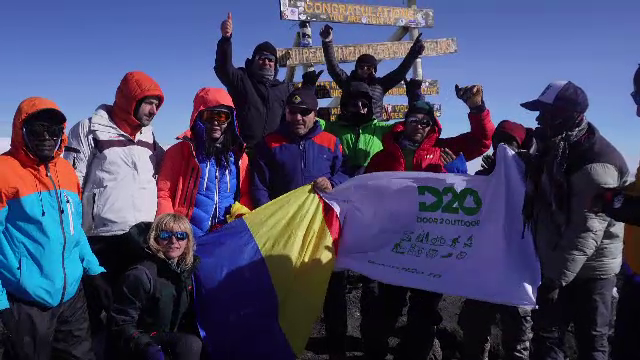 Aventură pentru 18 români care au cucerit „Acoperișul Africii”. Cum a fost experiența. „Și-au depăşit limitele”