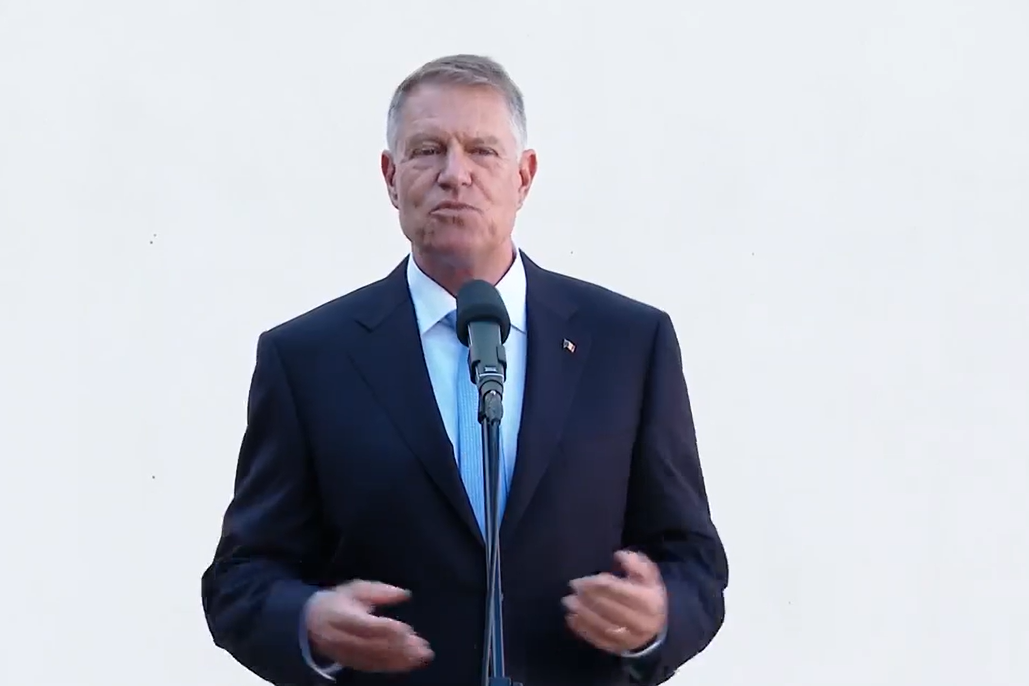 Klaus Iohannis a votat. Mesajul de 24 de secunde al președintelui României: ”Vă invit pe toți să poftiți la vot” VIDEO