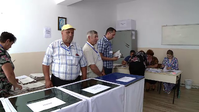 Fraudă la Sighișoara. Buletine deja ștampilate pentru primărie, distribuite votanților. Cine a dat alarma