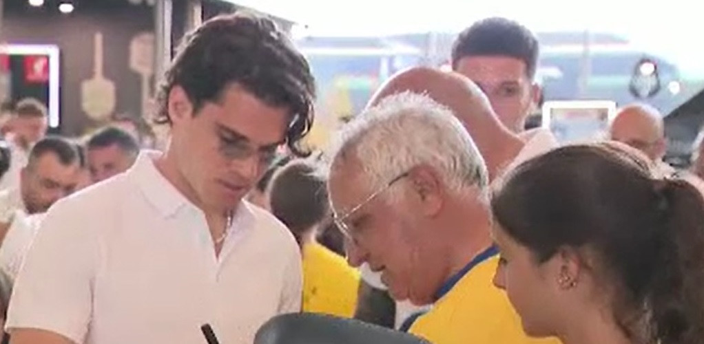 „Tricolorii" au plecat la EURO 2024. Surpriza de care au avut parte la aeroport și ce îi așteaptă în Germania